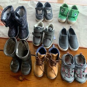 Toddler boy shoes size 8